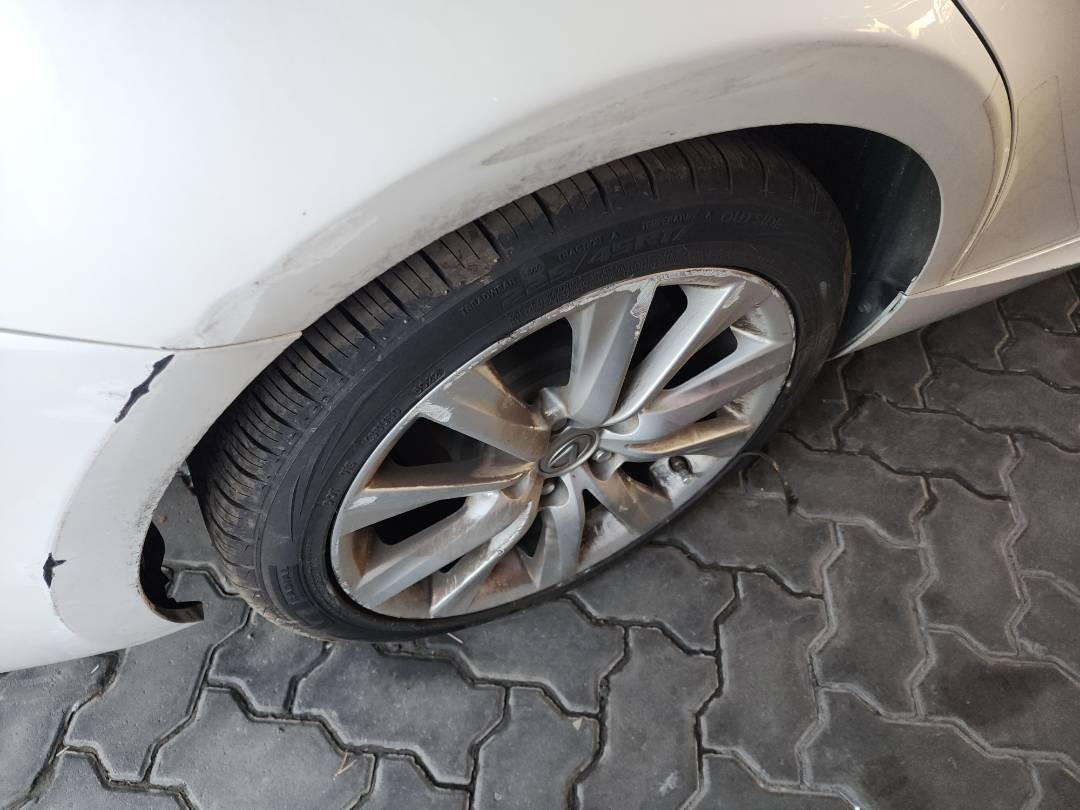 2015 LEXUS IS 250 — 146180 Miles — Lot 41039254 — Souq - Marhaba Auctions Used Cars - Image 9