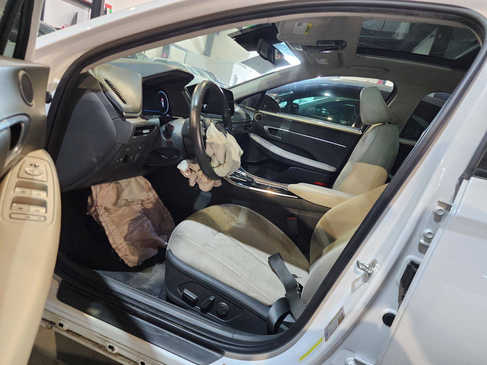 2021 HYUNDAI SONATA — 91271 Miles — Lot 151796 — Al Quoz - Marhaba Auctions Used Cars - Image 10