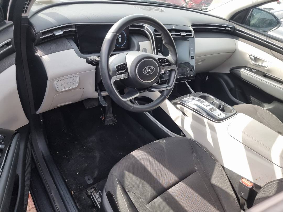 2022 HYUNDAI TUCSON — 45761 Miles — Lot 214587 — Souq - Marhaba Auctions Used Cars - Image 7