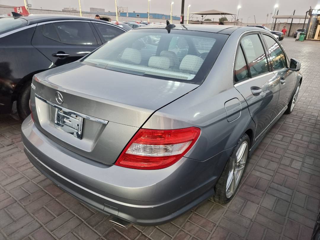 2011 MERCEDES BENZ C300 — 94114 Miles — Lot 215487 — Ind. 12 - Marhaba Auctions Used Cars - Image 5