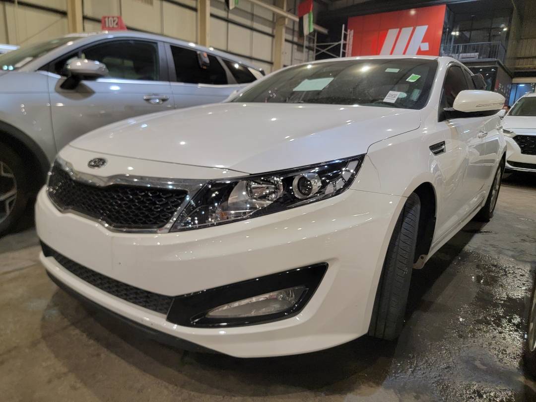 2013 KIA K5 — 92767 KM — Lot 350398 — Main - Marhaba Auctions Used Cars - Image 3