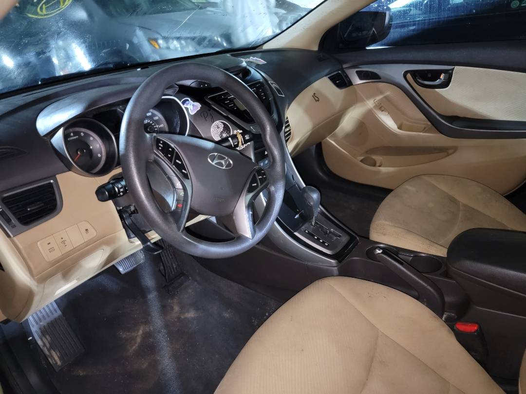 2013 HYUNDAI ELANTRA — 214764 Miles — Lot 37602026 - Marhaba Auctions Used Cars - Image 6