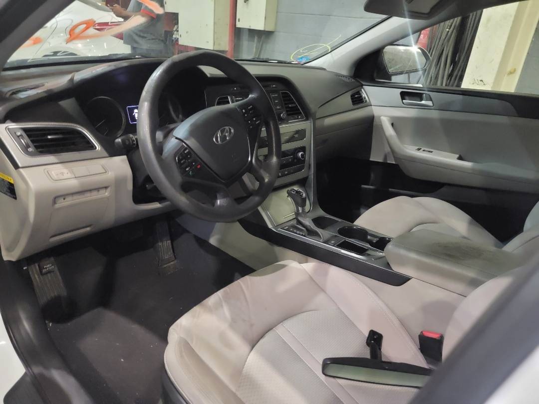 2015 HYUNDAI SONATA — 125014 Miles — Lot 124495 — Main - Marhaba Auctions Used Cars - Image 8