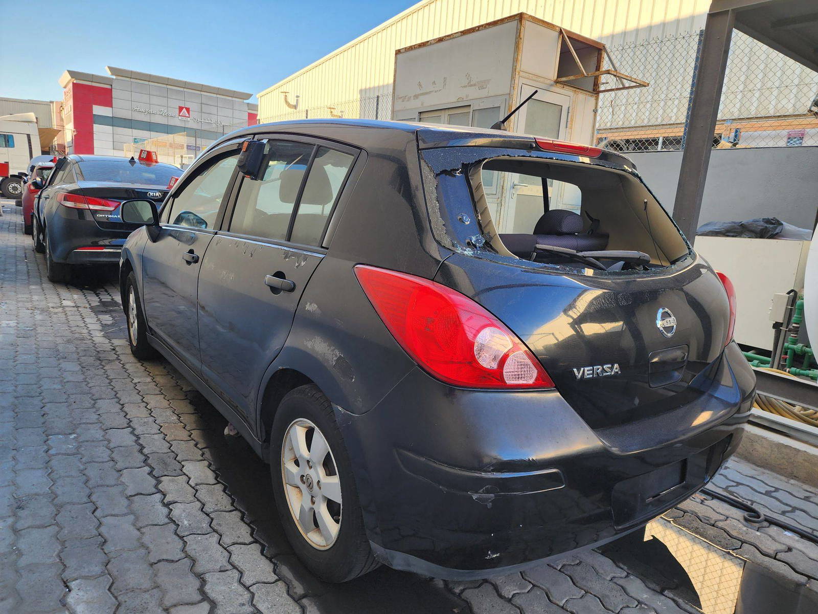 2007 NISSAN VERSA — 169159 Miles — Lot 55796954 — Souq - Marhaba Auctions Used Cars - Image 5