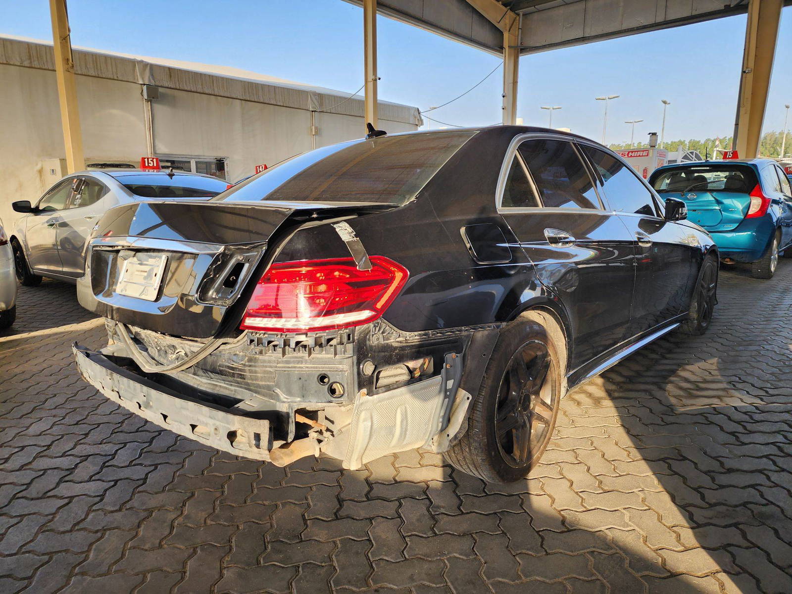 2015 MERCEDES BENZ E 350 — 150455 Miles — Lot 14768 — Souq - Marhaba Auctions Used Cars - Image 5
