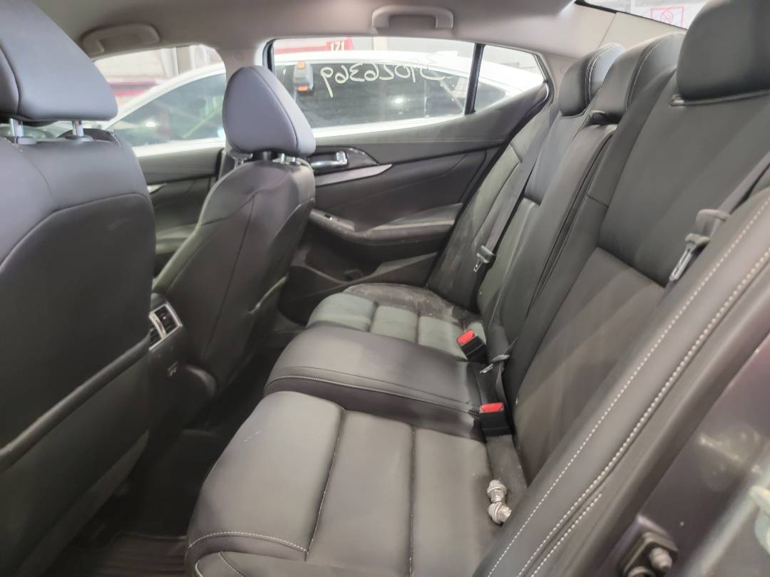 2019 NISSAN MAXIMA — 30202 Miles — Lot VXKC379269 — Main - Marhaba Auctions Used Cars - Image 6