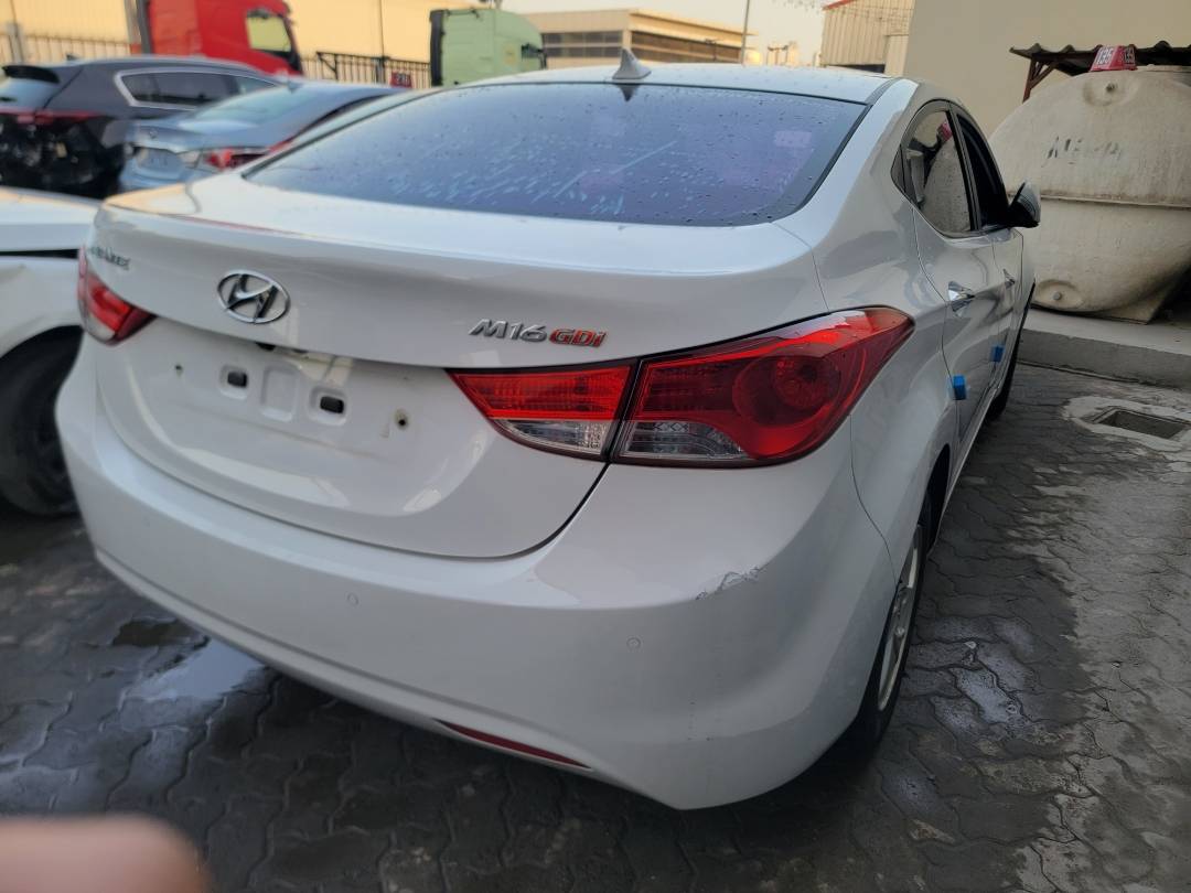 2012 HYUNDAI AVANTE — 183652 KM — Lot 275796 — Main - Marhaba Auctions Used Cars - Image 5