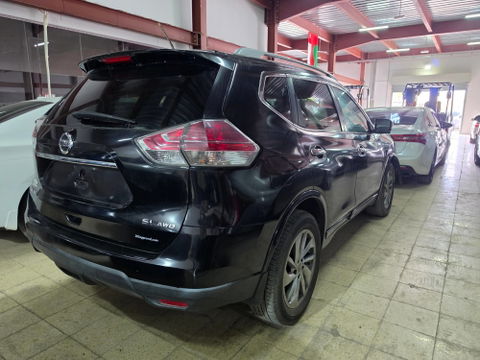 NISSAN ROGUE