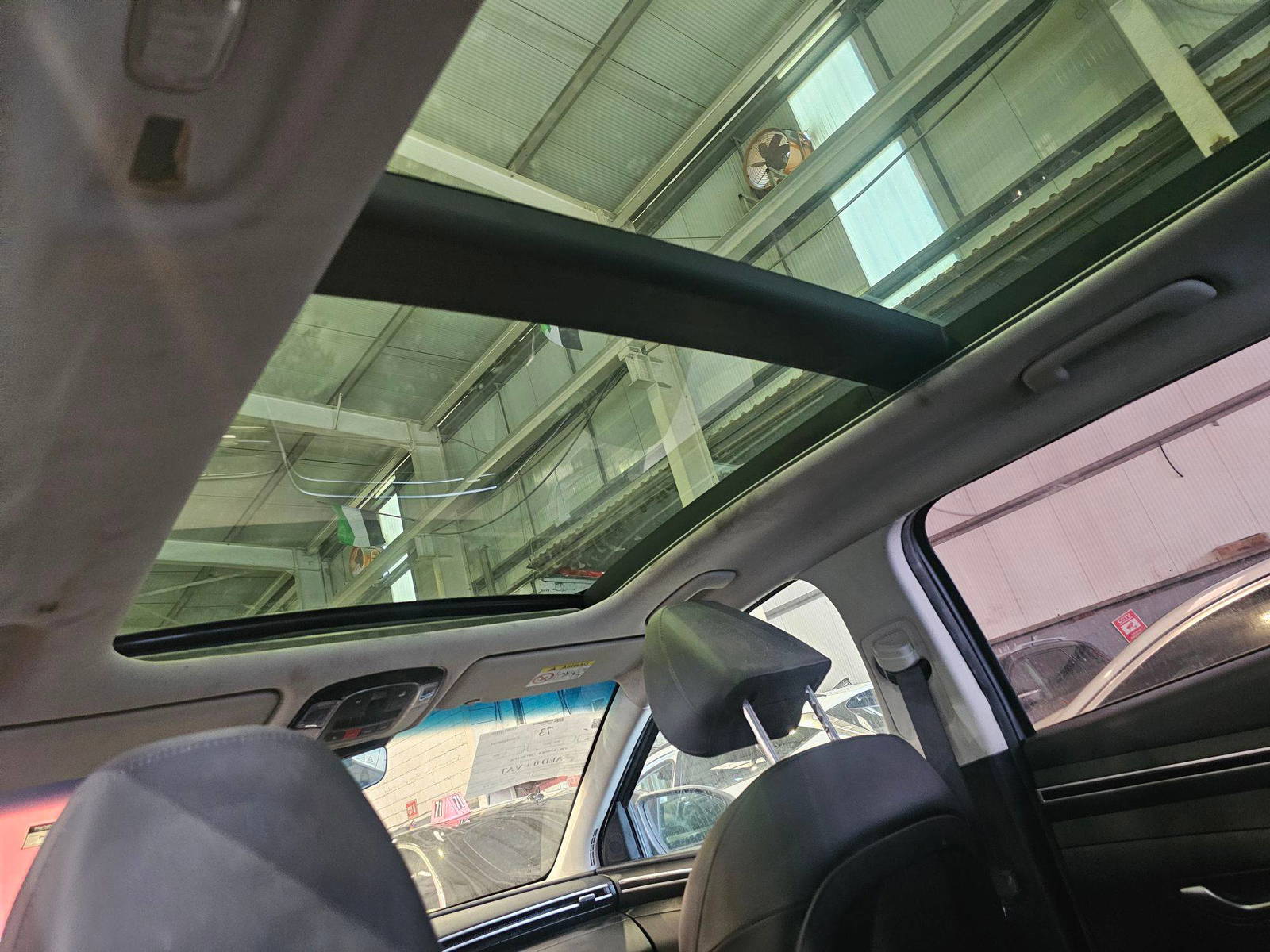 HYUNDAI TUCSON 2023 - Marhaba Auction Used Cars - Image 10