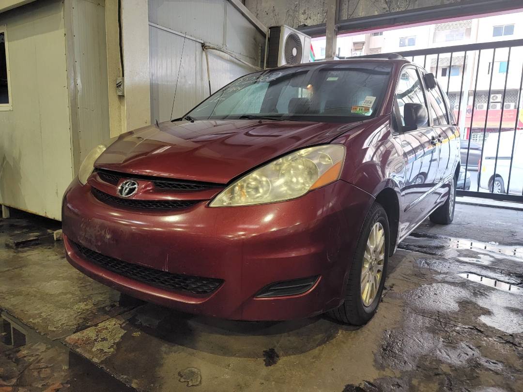 2007 TOYOTA SIENNA — 206665 Miles — Lot 65066304 — Main - Marhaba Auctions Used Cars - Image 5