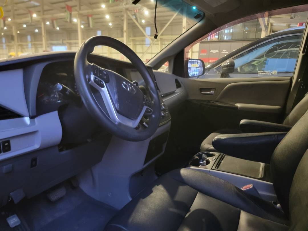 2015 TOYOTA SIENNA — 139593 Miles — Lot 559310 — Main - Marhaba Auctions Used Cars - Image 6