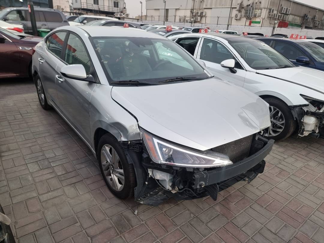 HYUNDAI ELANTRA 2019 - Marhaba Auction Used Cars - Image 4