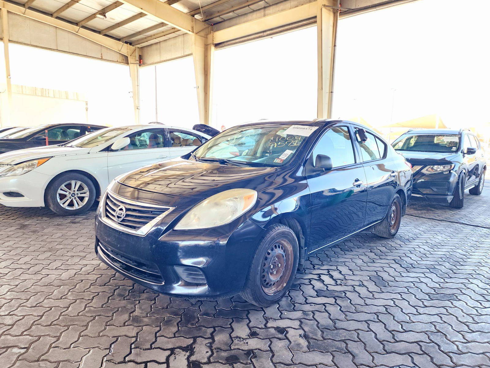 2014 NISSAN VERSA — 131482 Miles — Lot 40099571 — Main - Marhaba Auctions Used Cars - Image 5