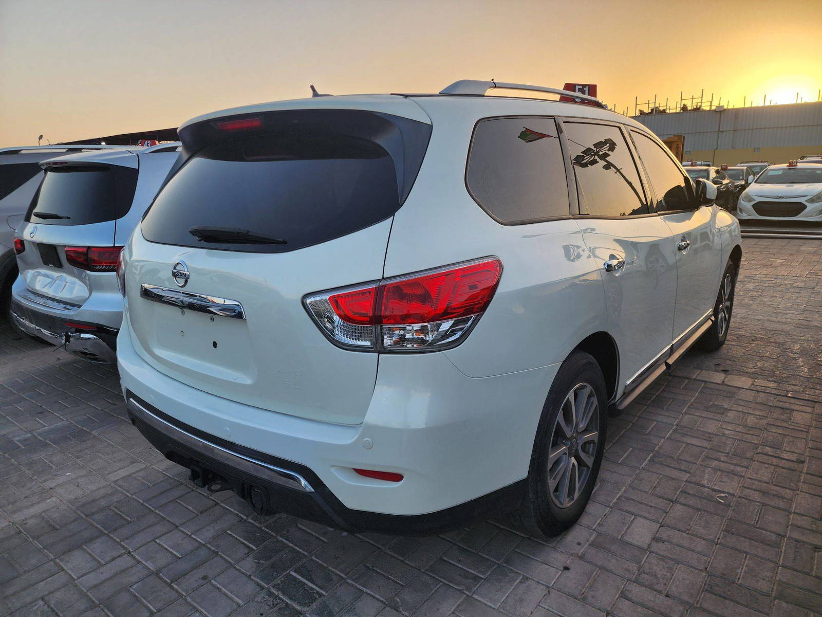 NISSAN PATHFINDER 2013 - Marhaba Auction Used Cars - Image 5