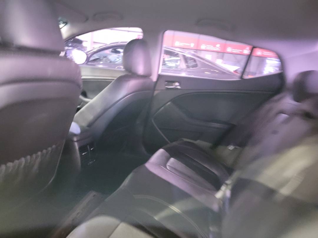 2012 KIA K5 — 97098 KM — Lot 009291 — Main - Marhaba Auctions Used Cars - Image 7