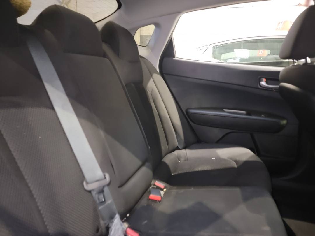 2019 KIA OPTIMA — 78198 Miles — Lot 81039983 — Souq - Marhaba Auctions Used Cars - Image 5