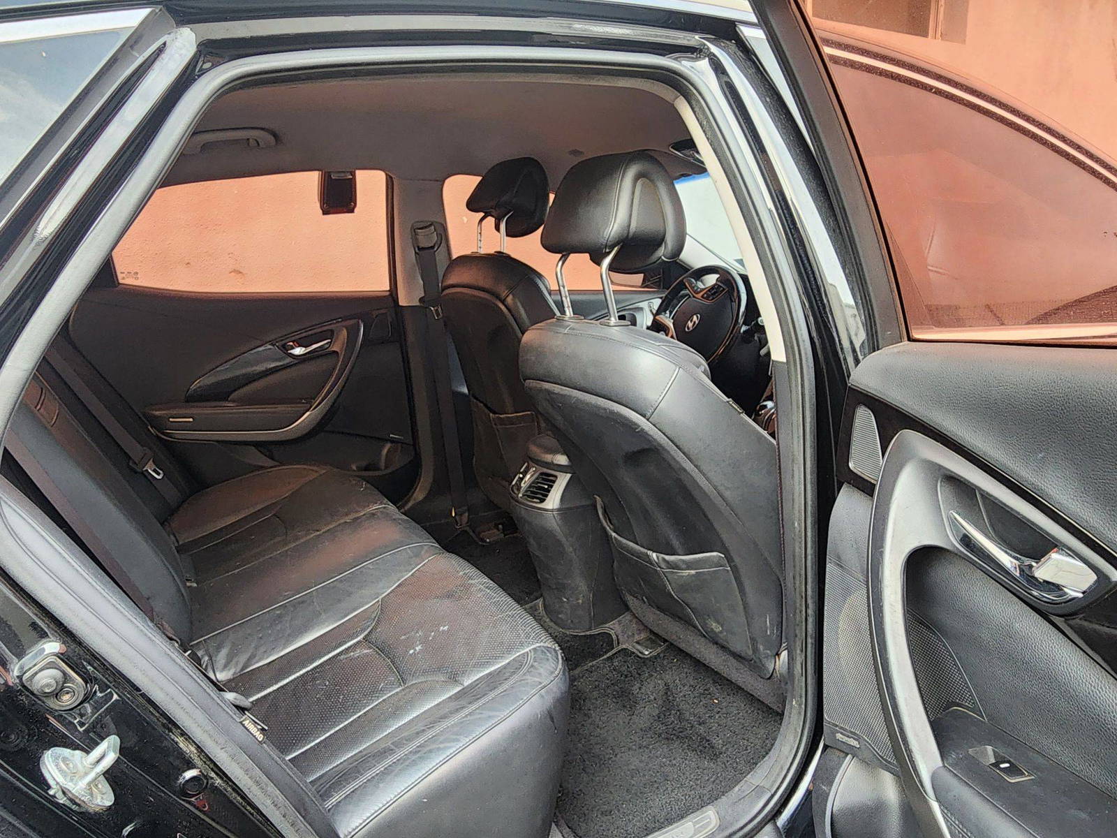 HYUNDAI GRANDEUR 2012 - Marhaba Auction Used Cars - Image 7