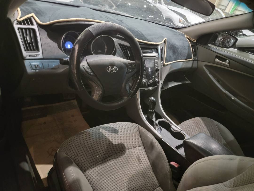 2011 HYUNDAI SONATA — 225866 Miles — Lot H107179 - Marhaba Auctions Used Cars - Image 4