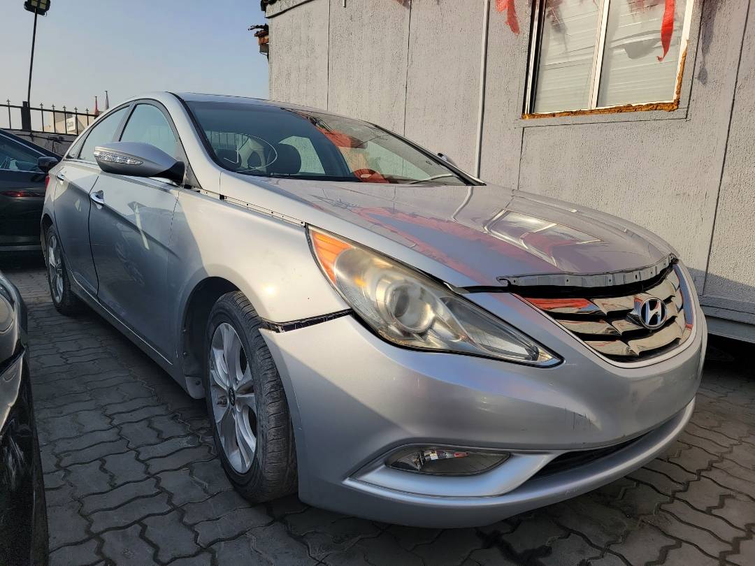 2011 HYUNDAI SONATA — 21652 Miles — Lot 79470643 — Ind. 12 - Marhaba Auctions Used Cars - Image 4