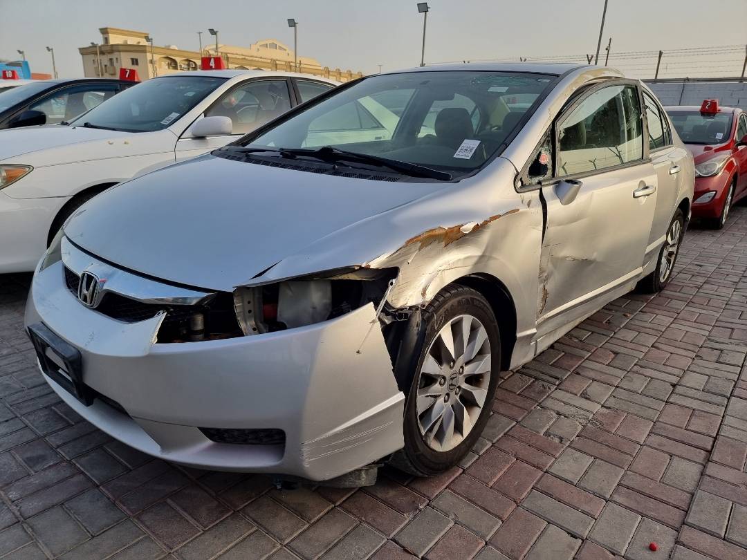 2011 HONDA CIVIC — 151545 Miles — Lot 215478 — Souq - Marhaba Auctions Used Cars - Image 3