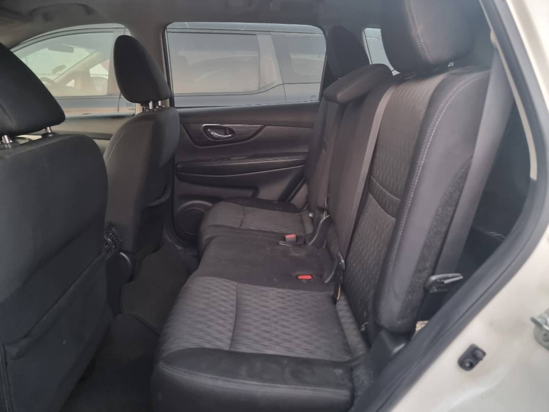 NISSAN ROGUE 2018 - Marhaba Auction Used Cars - Image 6