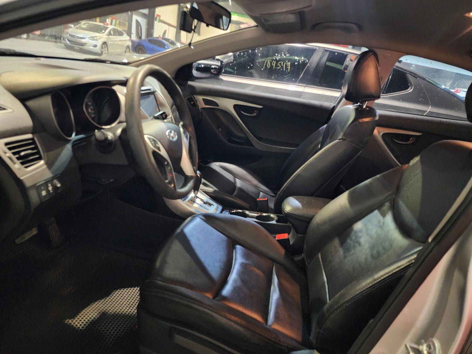 2011 HYUNDAI AVANTE — 115243 KM — Lot 060352 — Al Quoz - Marhaba Auctions Used Cars - Image 9
