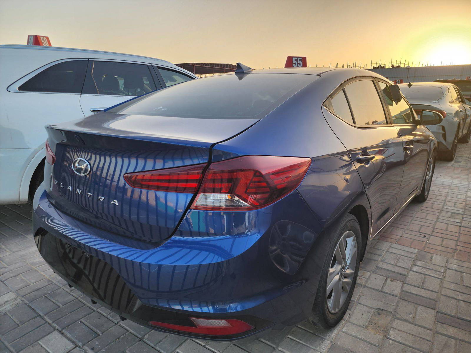 HYUNDAI ELANTRA 2020 - Marhaba Auction Used Cars - Image 3