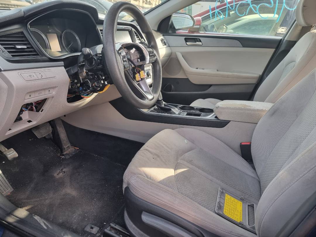 2018 HYUNDAI SONATA — 82328 Miles — Lot 598045 — Souq - Marhaba Auctions Used Cars - Image 9