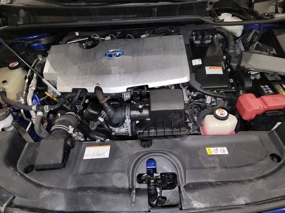 2017 TOYOTA PRIUS — 170201 Miles — Lot 70063983 - Marhaba Auctions Used Cars - Image 9