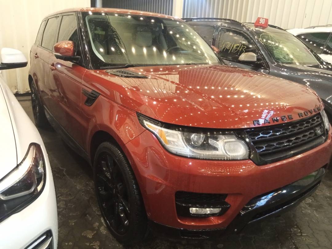 2014 LAND ROVER RANGE ROVER SPORT — 130642 Miles — Lot A317572 - Marhaba Auctions Used Cars - Image 9