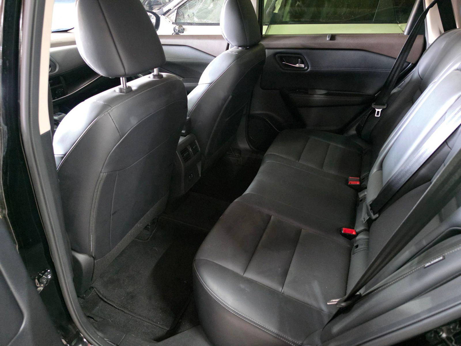 NISSAN ROGUE 2023 - Marhaba Auction Used Cars - Image 10