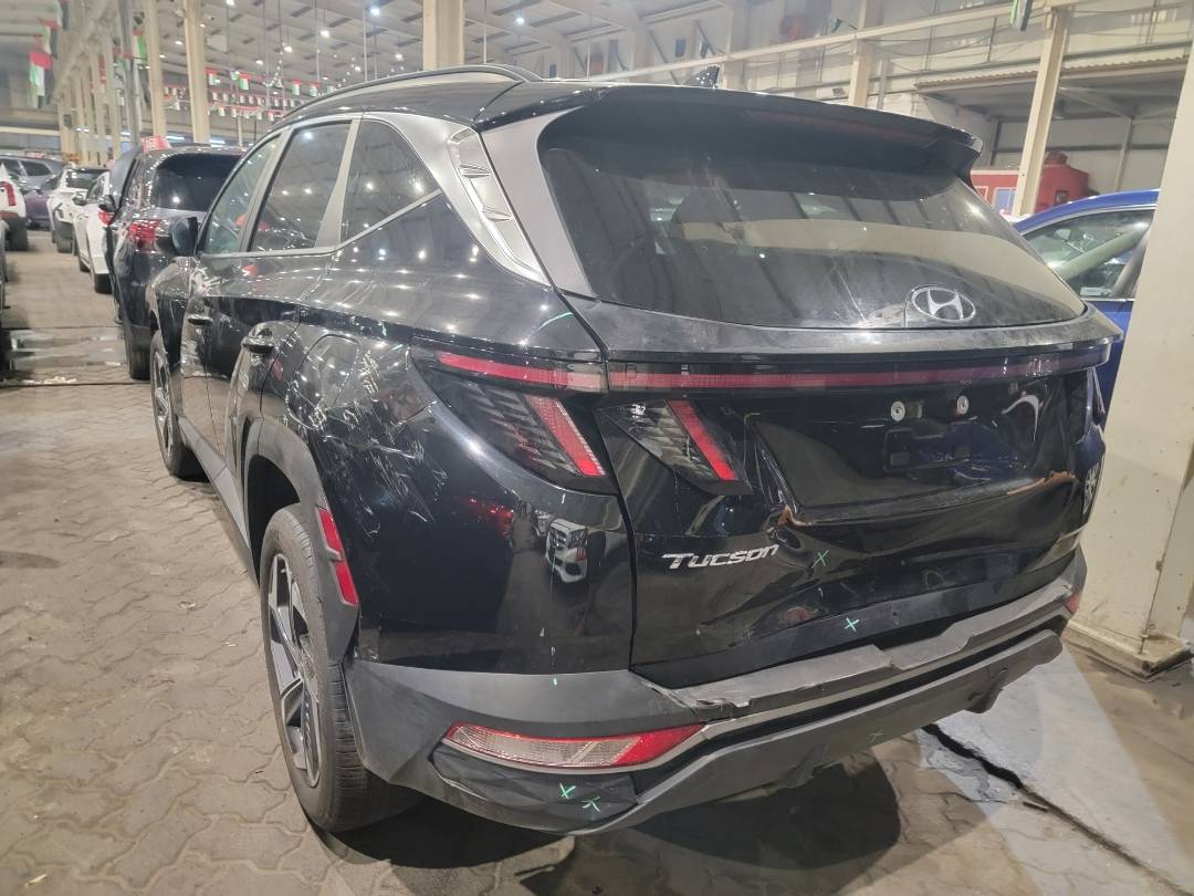 2023 HYUNDAI TUCSON — 19437 Miles — Lot 242611 — Al Surrah - Marhaba Auctions Used Cars - Image 4