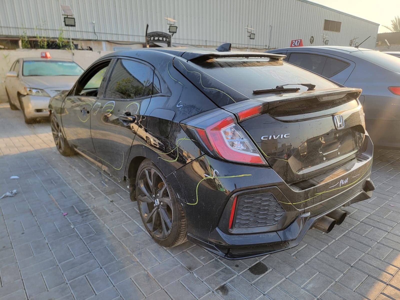 2017 HONDA CIVIC — 166855 Miles — Lot 63608783 - Marhaba Auctions Used Cars - Image 11
