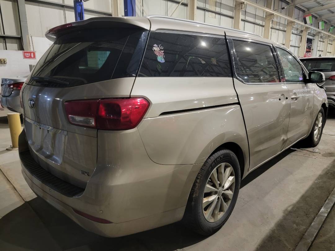 2017 KIA SEDONA — 190754 Miles — Lot 42176607 — Souq - Marhaba Auctions Used Cars - Image 3