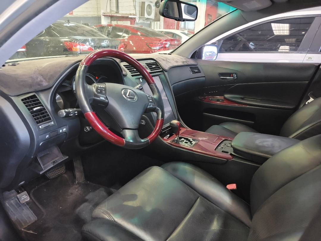 2006 LEXUS GS 350 — 175309 KM — Lot 70010770 — Main - Marhaba Auctions Used Cars - Image 6