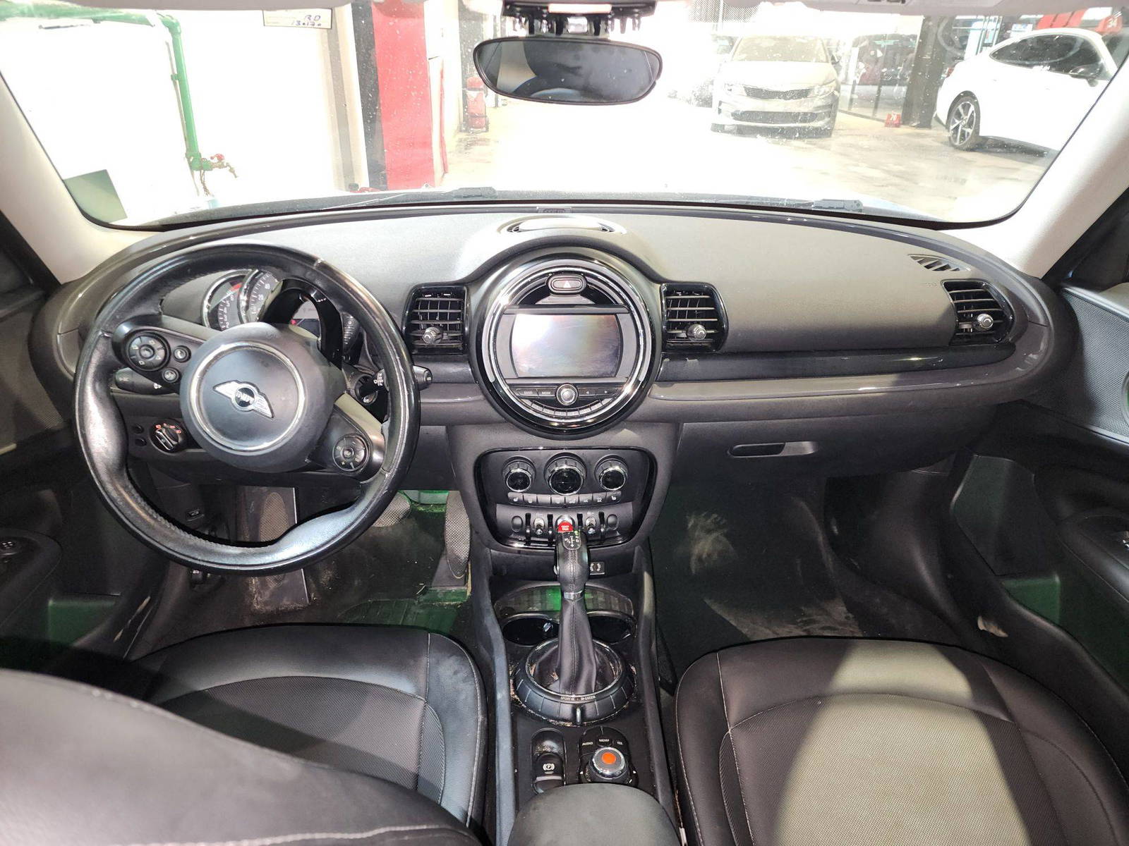 MINI COOPER CLUBMAN 2017 - Marhaba Auction Used Cars - Image 8