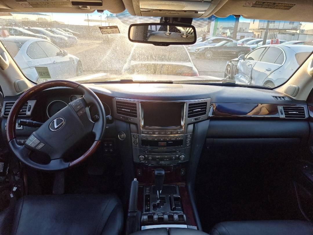 2011 LEXUS LX 570 — 160180 Miles — Lot 125487 — Ind. 12 - Marhaba Auctions Used Cars - Image 7