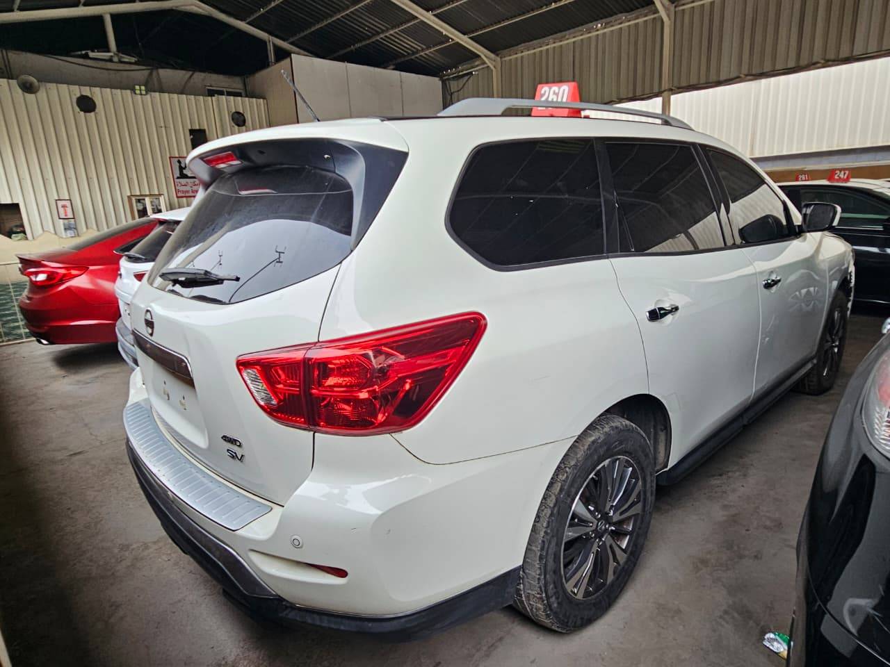 2018 NISSAN PATHFINDER — 167571 Miles — Lot 7JC636264 — Main - Marhaba Auctions Used Cars - Image 5