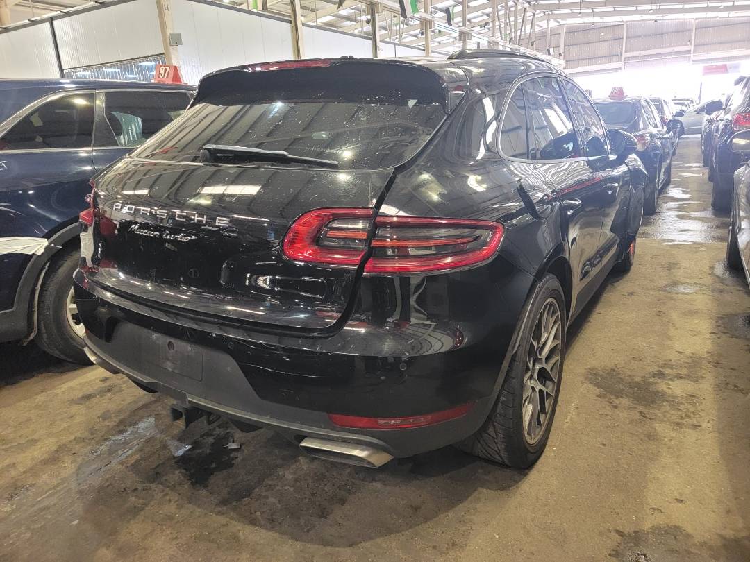 PORSCHE MACAN 2018 - Marhaba Auction Used Cars - Image 4