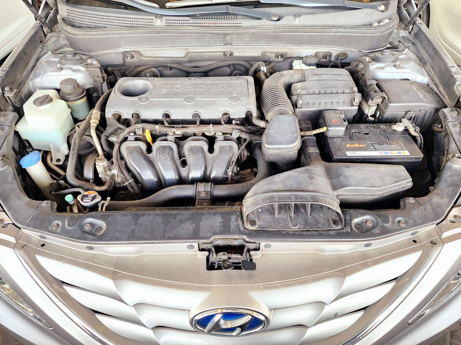2010 HYUNDAI SONATA — 134181 KM — Lot 034752 — Souq - Marhaba Auctions Used Cars - Image 12