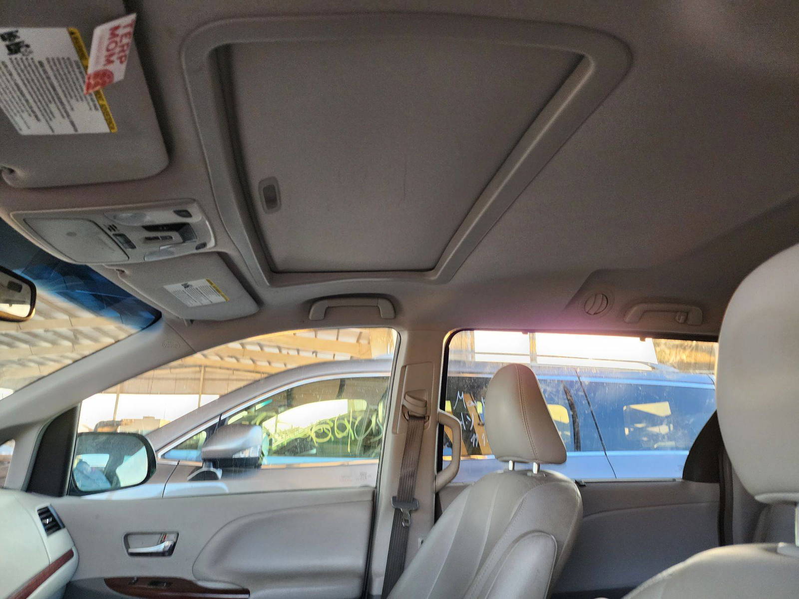 2013 TOYOTA SIENNA — 307767 Miles — Lot 70320753 - Marhaba Auctions Used Cars - Image 8