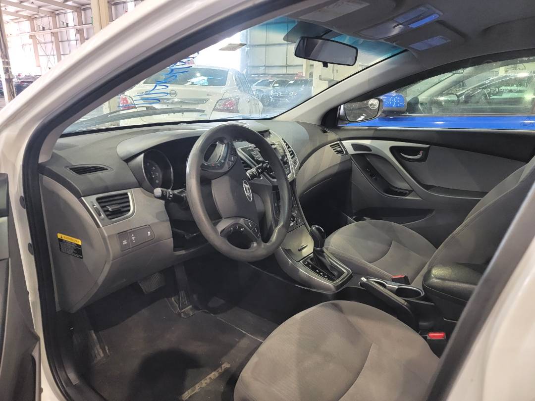 2014 HYUNDAI ELANTRA — 122959 KM — Lot H521397 — Main - Marhaba Auctions Used Cars - Image 6