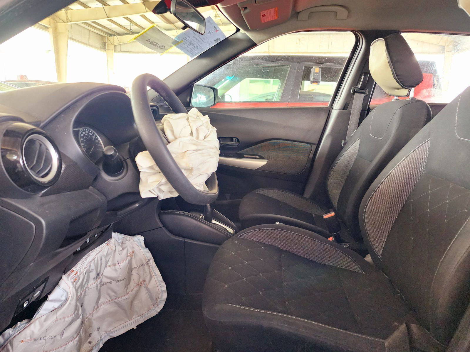 2020 NISSAN KICKS — 113153 KM — Lot 06662 — Souq - Marhaba Auctions Used Cars - Image 8
