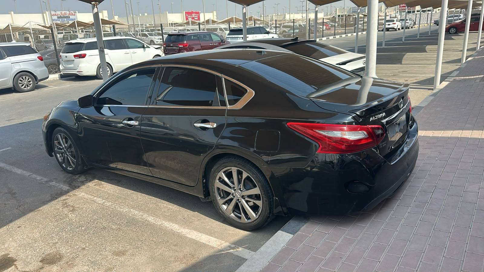 2018 NISSAN ALTIMA — 209910 Miles — Lot JC204358 — Souq - Marhaba Auctions Used Cars - Image 4