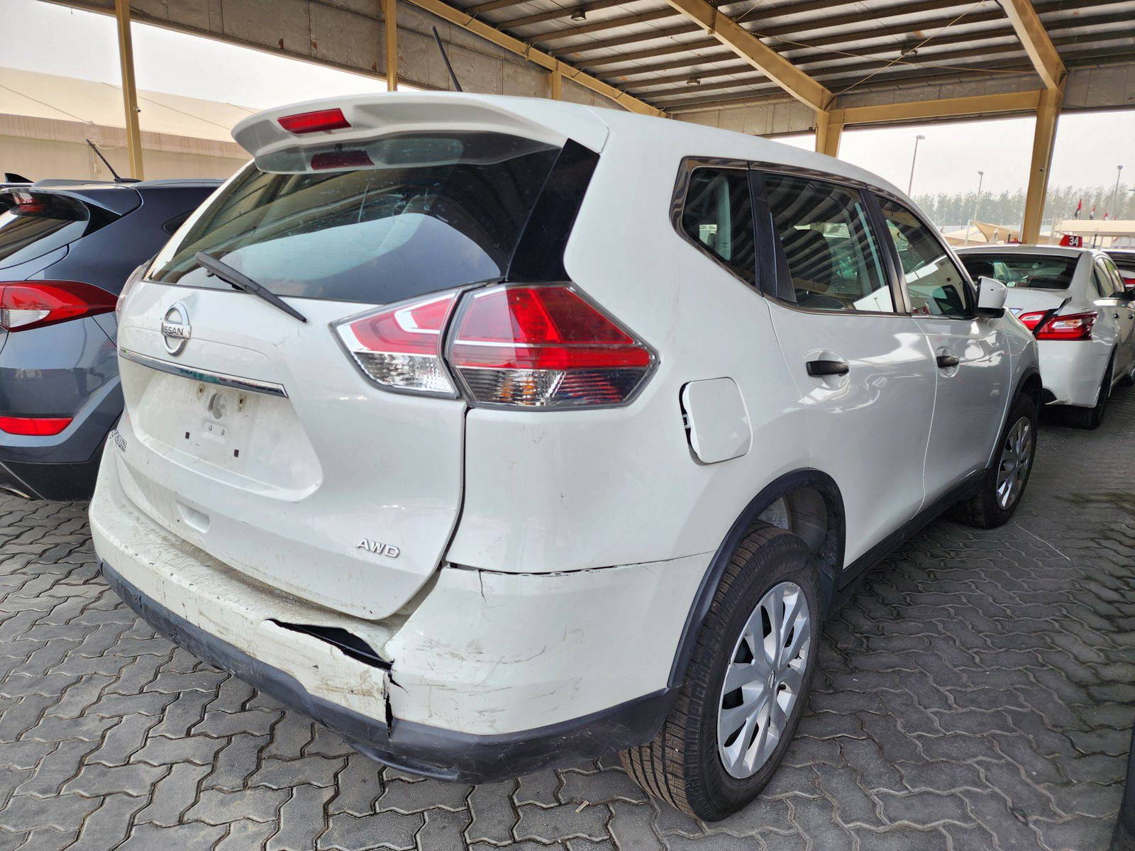 2016 NISSAN ROGUE — 153099 Miles — Lot C735652 — Souq - Marhaba Auctions Used Cars - Image 3