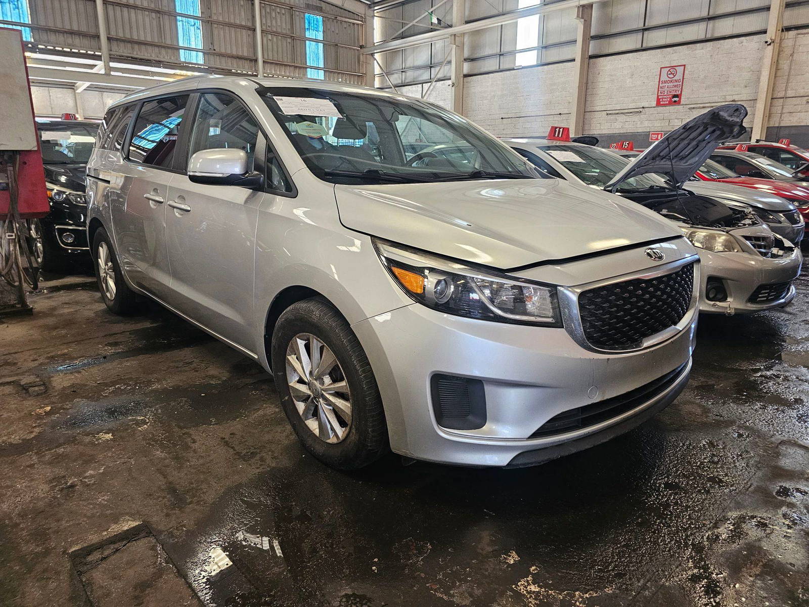 KIA SEDONA 2016 - Marhaba Auction Used Cars - Image 4