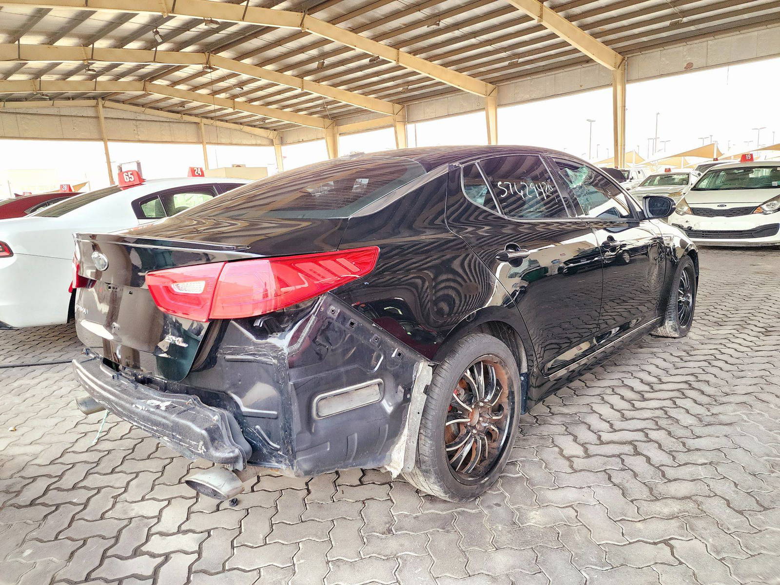 2015 KIA OPTIMA — 105735 Miles — Lot 60FG426700 — Souq - Marhaba Auctions Used Cars - Image 5