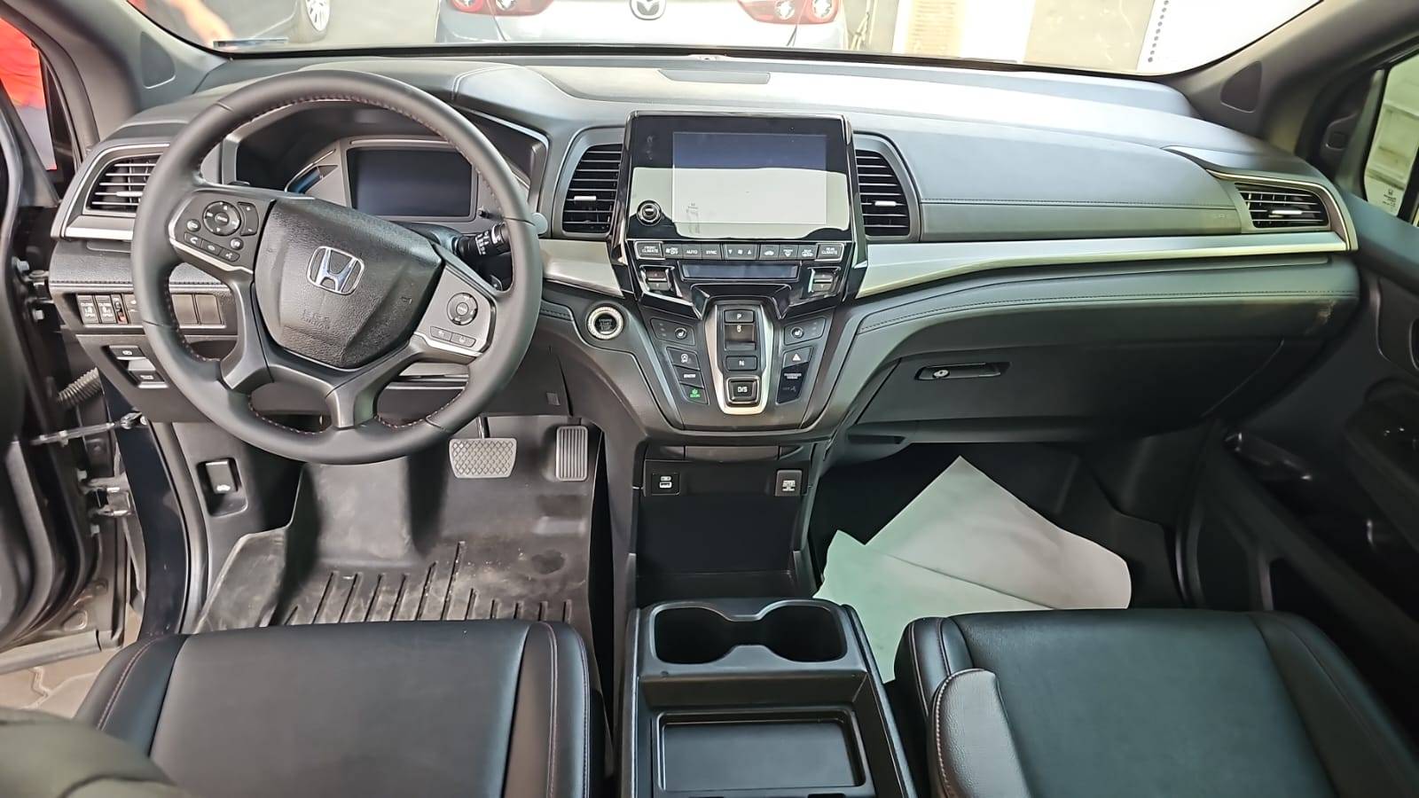 2023 HONDA ODYSSEY — 92620 KM — Lot B005388 — Main - Marhaba Auctions Used Cars - Image 8