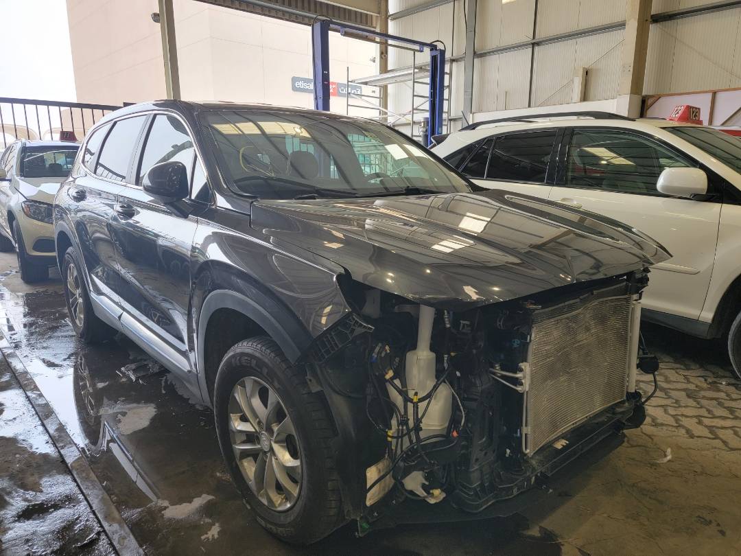 2020 HYUNDAI SANTA FE — 59374 Miles — Lot LH273402 — Souq - Marhaba Auctions Used Cars - Image 4