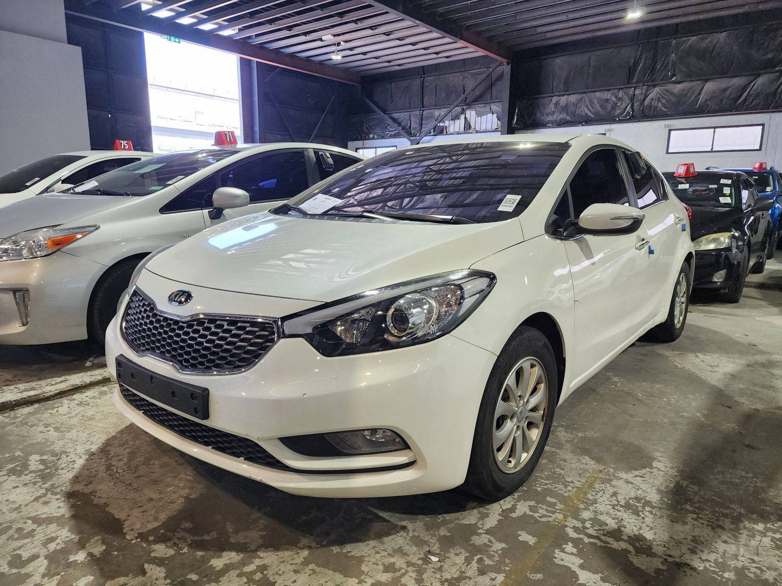 2013 KIA K3 — 81590 KM — Lot 084088 — Al Quoz - Marhaba Auctions Used Cars - Image 5
